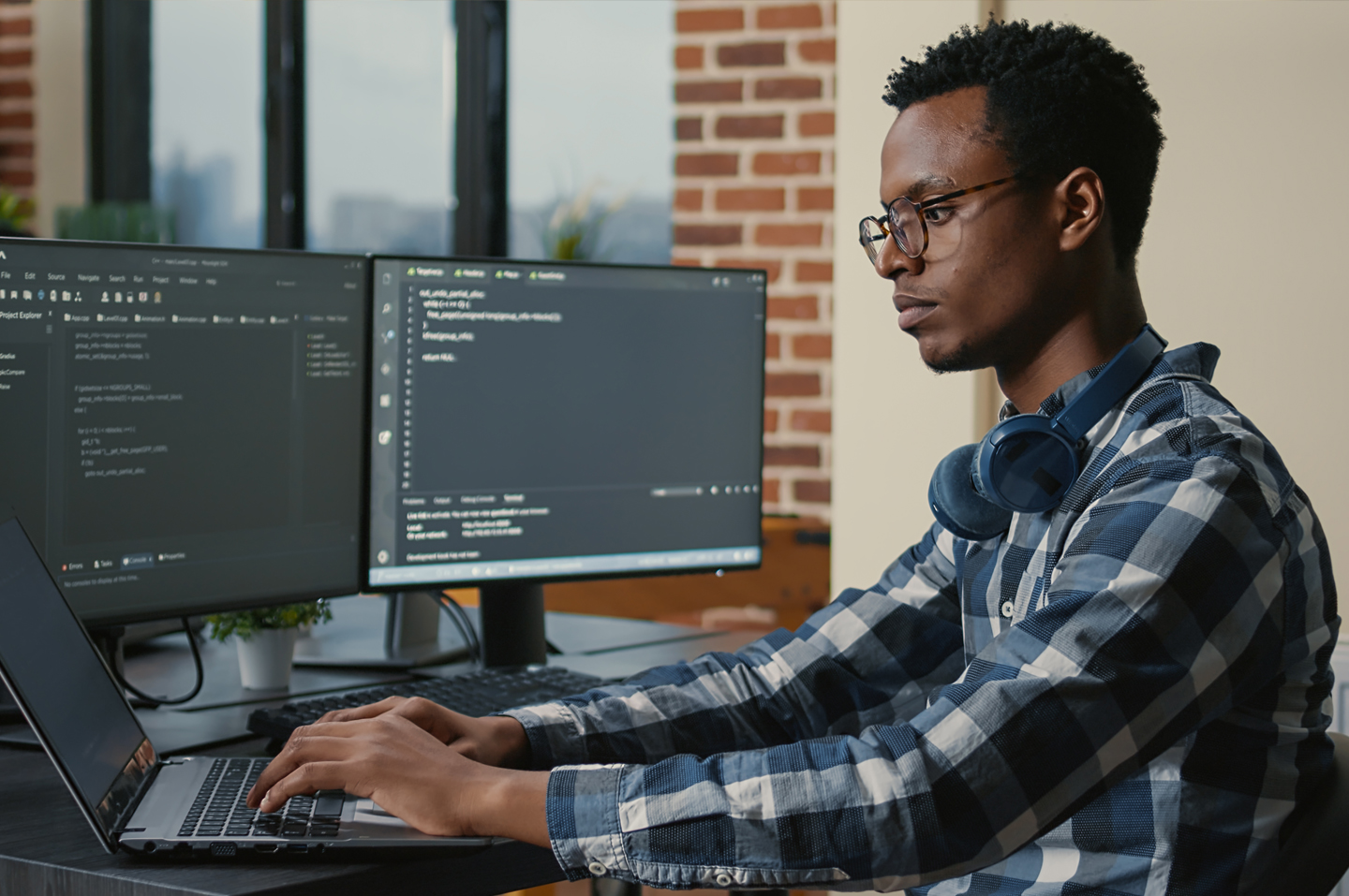 male student using computer